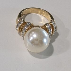 Pearl And Crystal Ring